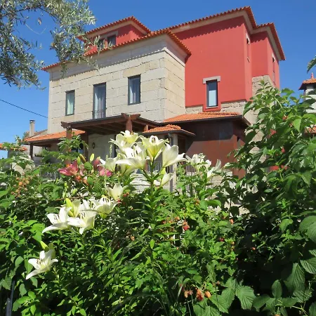 Bed and Breakfast Solar Dos Alperces - Serra Da Estrela - Turismo De Aldeia 4*