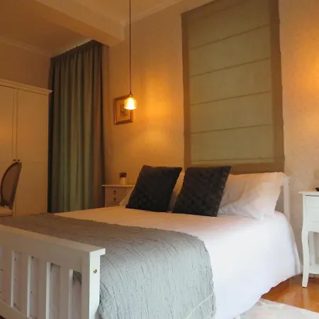 Bed and Breakfast Solar Dos Alperces - Serra Da Estrela - Turismo De Aldeia