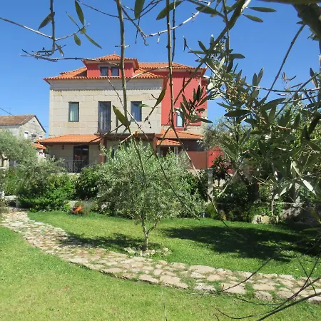 ベッド・アンド・ブレックファスト Solar Dos Alperces - Serra Da Estrela - Turismo De Aldeia 4*