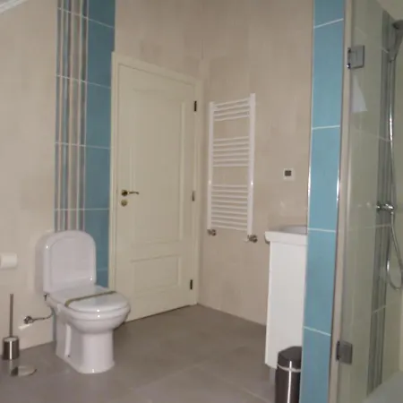 Solar Dos Alperces - Serra Da Estrela - Turismo De Aldeia Bed and Breakfast Travancinha