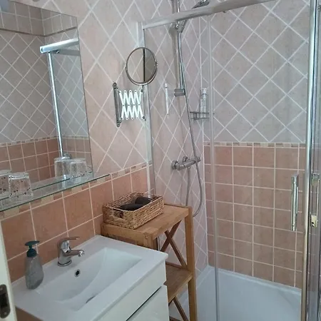 Bed and Breakfast Solar Dos Alperces - Serra Da Estrela - Turismo De Aldeia 4*