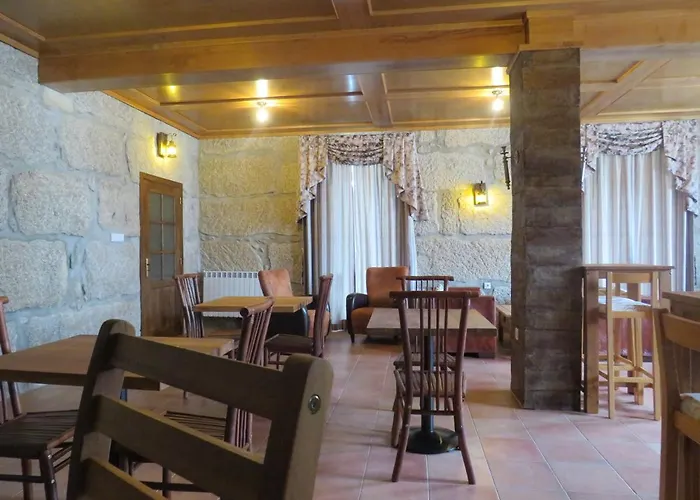 Solar Dos Alperces - Serra Da Estrela - Turismo De Aldeia 4* Travancinha