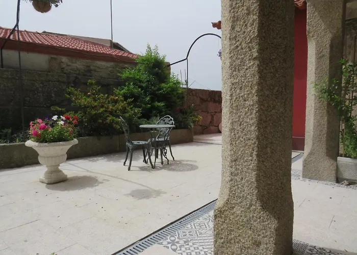 Solar Dos Alperces - Serra Da Estrela - Turismo De Aldeia 4*