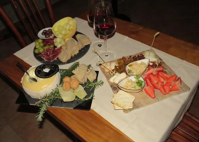 Solar Dos Alperces - Serra Da Estrela - Turismo De Aldeia Alojamento de Acomodação e Pequeno-almoço